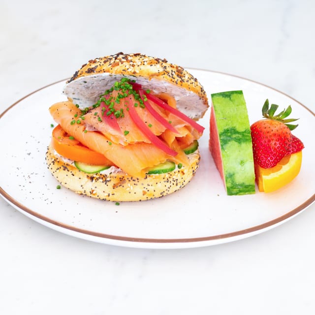 Lox Bagel.